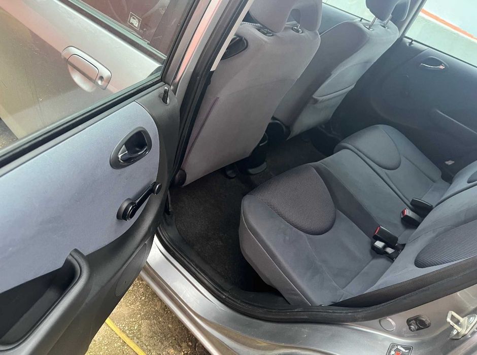 Honda Jazz 1.4 i.DSI - 2006 Gasolina