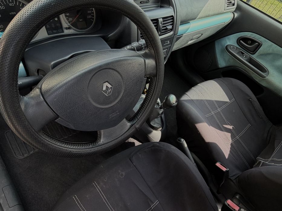 Renault Clio 2002 rok