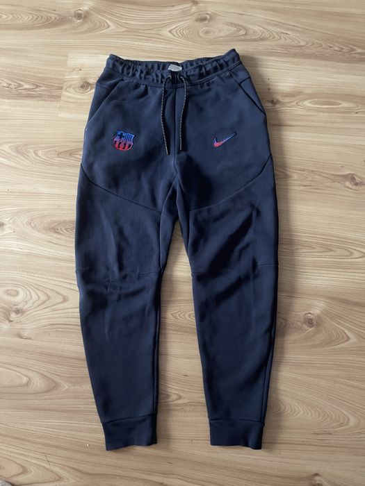 Nike tech flecce barcelona