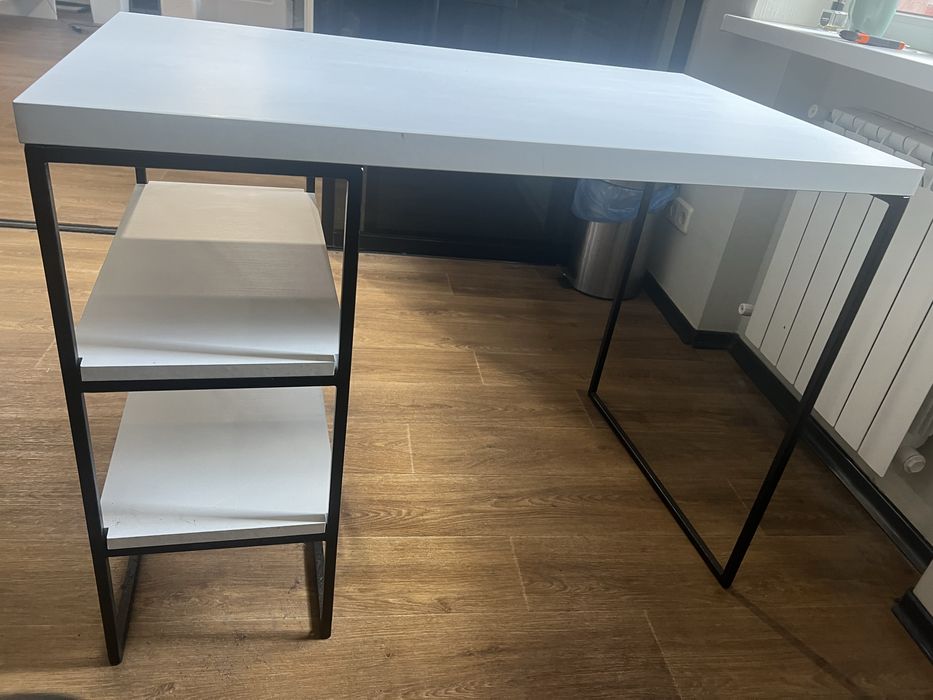 Срочно! Продам офисную мебель. Закрытие офиса. Левый берег.