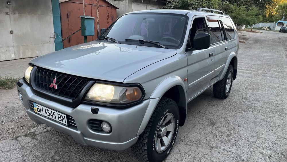 Продам Митцубиши паджеро 3.0 автомат, газ/бензин!