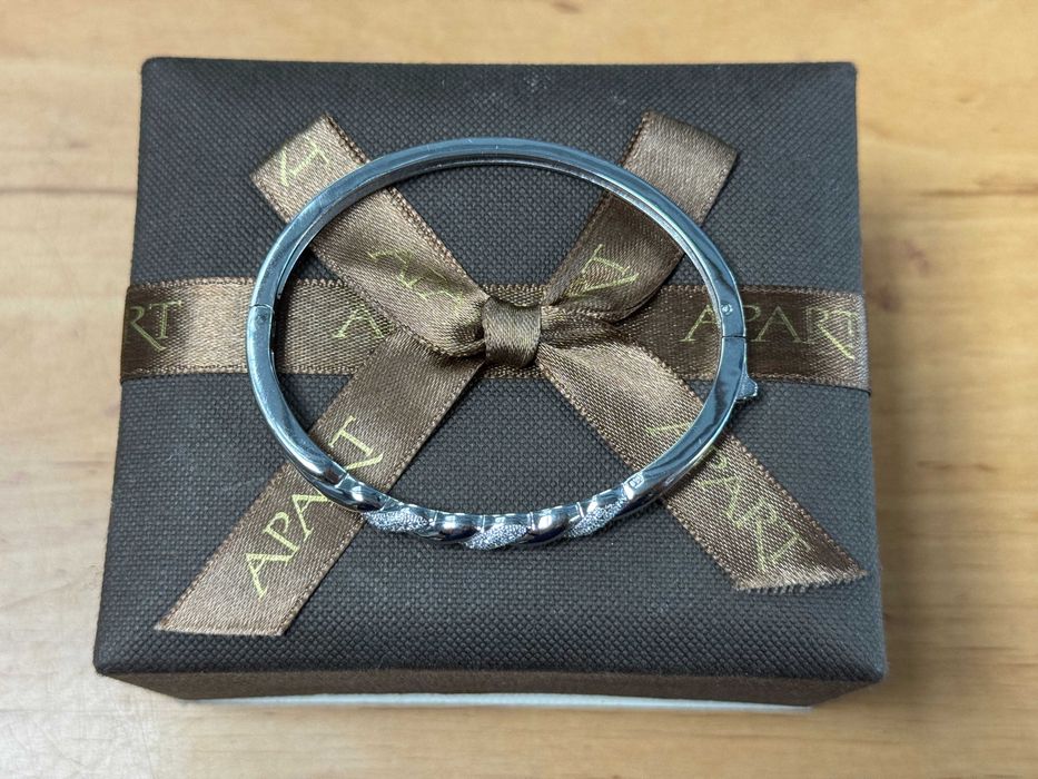 Piękna srebrna bransoletka bangle APART