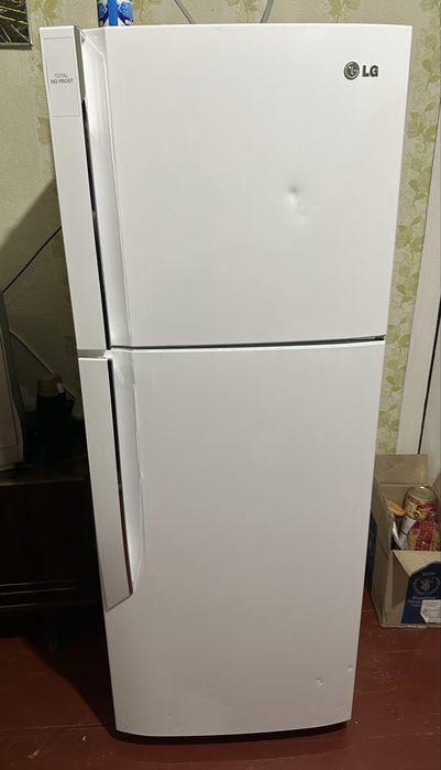 Двухкамерный холодильник LG GN-B352CVCA Total No Frost