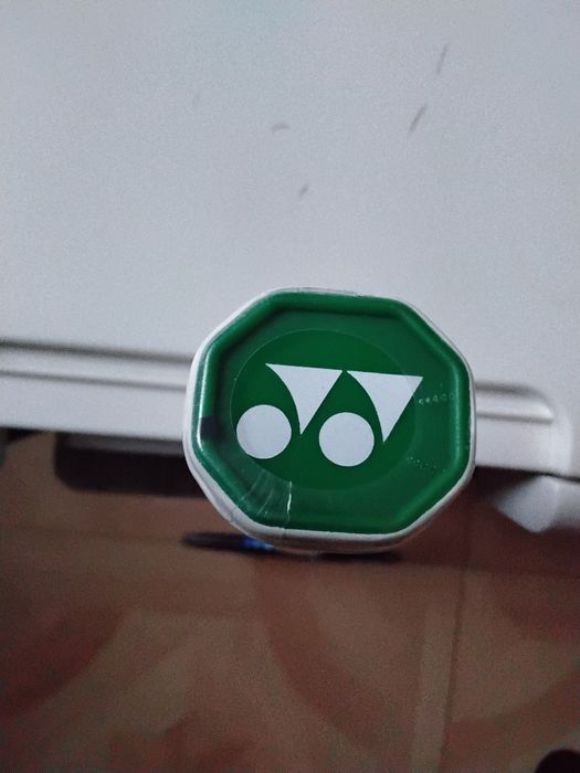 Ракетка для бадмінтона  Yonex Аstrox нова