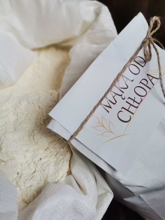 "Mąka od chłopa" pszenna świeżo mielona.