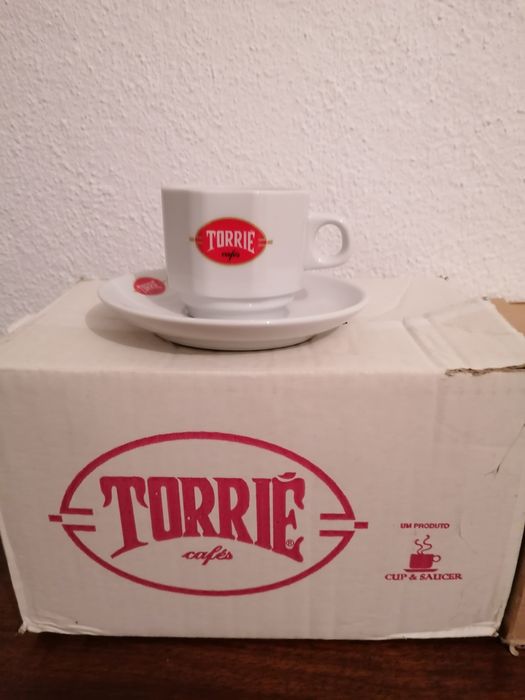 Torrie caixa 12 chávenas novas