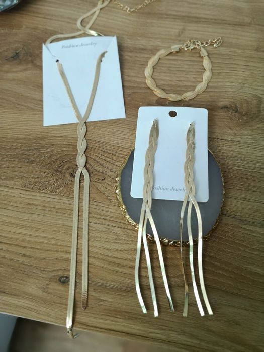 Zestaw biżuterii na prezent złoty gruby długi elegancki naszyjnik kolc