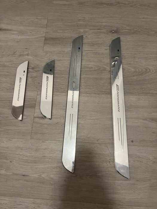 Listwy progowe progi LED BMW m pakiet performance