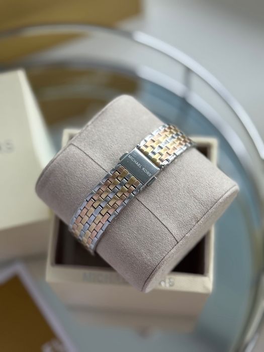 Годинник срібно-золотий Michael Kors MK4744 часы женские