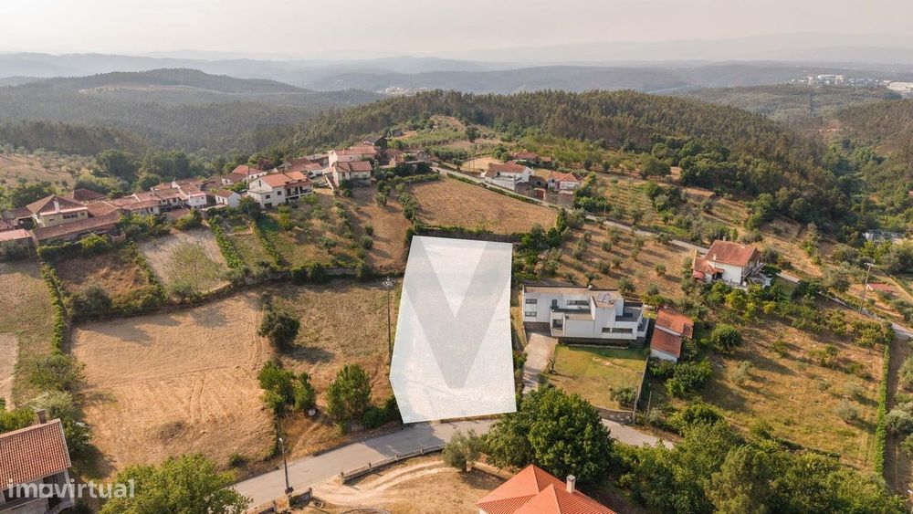 Terreno  com furo e infraestruturas  Travanca do Mondego junto à Barra