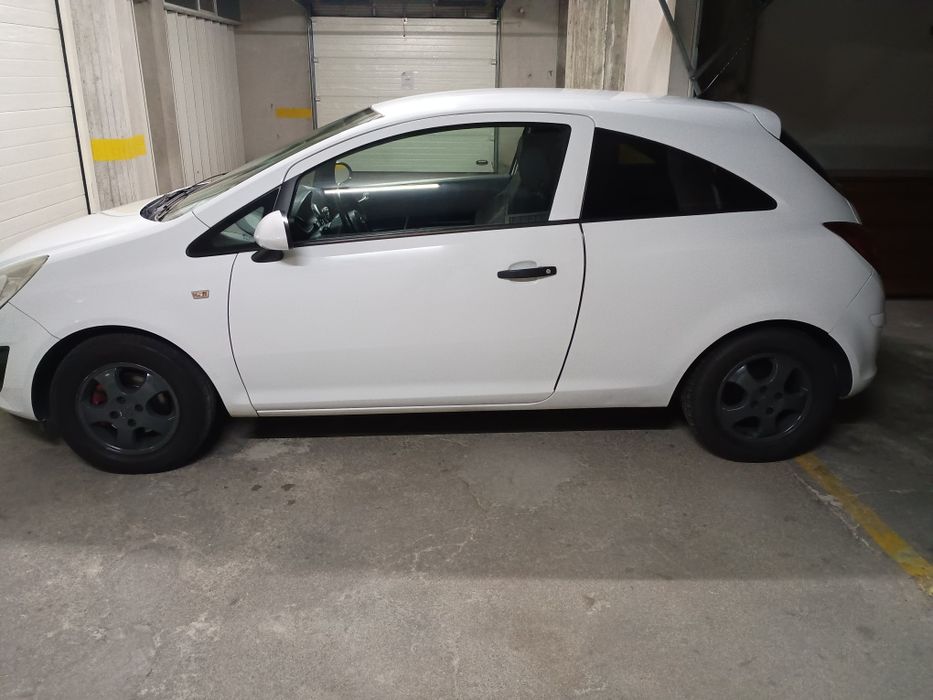 Opel corsa D 1.3 CDTI comercial