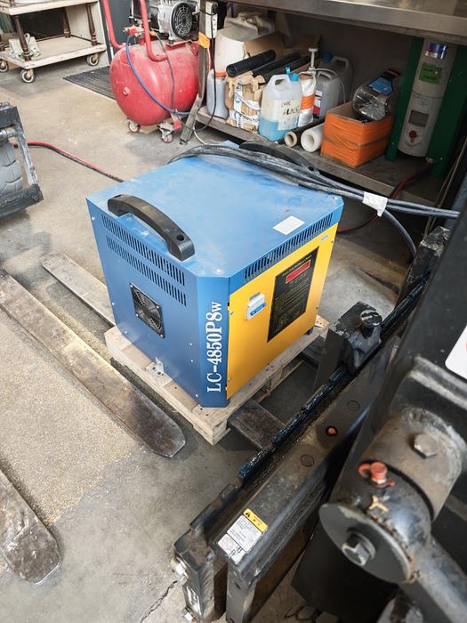 Empilhador eletrico FB16 / 1600kg/ 416H