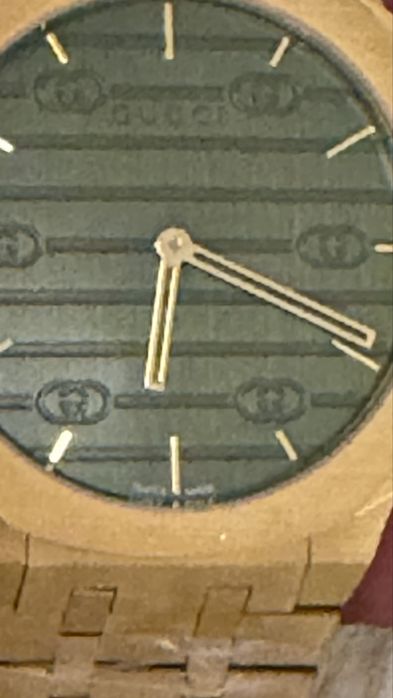 Gucci Zegarek 25H