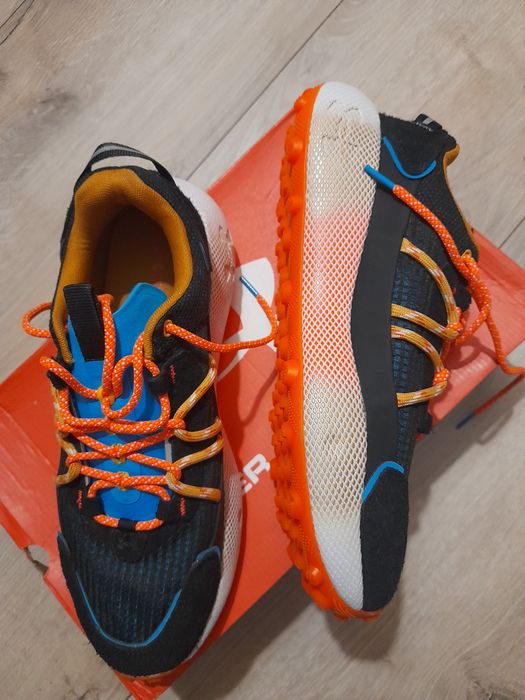 Buty Under Armour 40