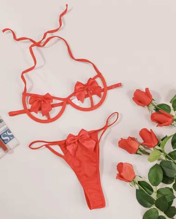 Czerwony, seksowny komplet bielizny, rozmiar M