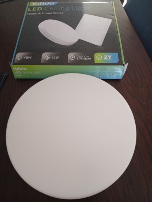 okrągła lampa sufitowa LED Yafido o mocy 48W
