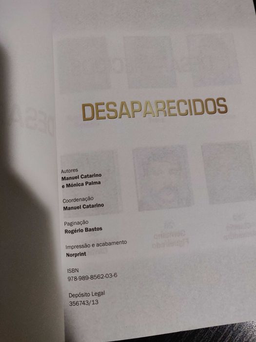 Livro "Desaparecidos - histórias de mistério, dor e desespero"