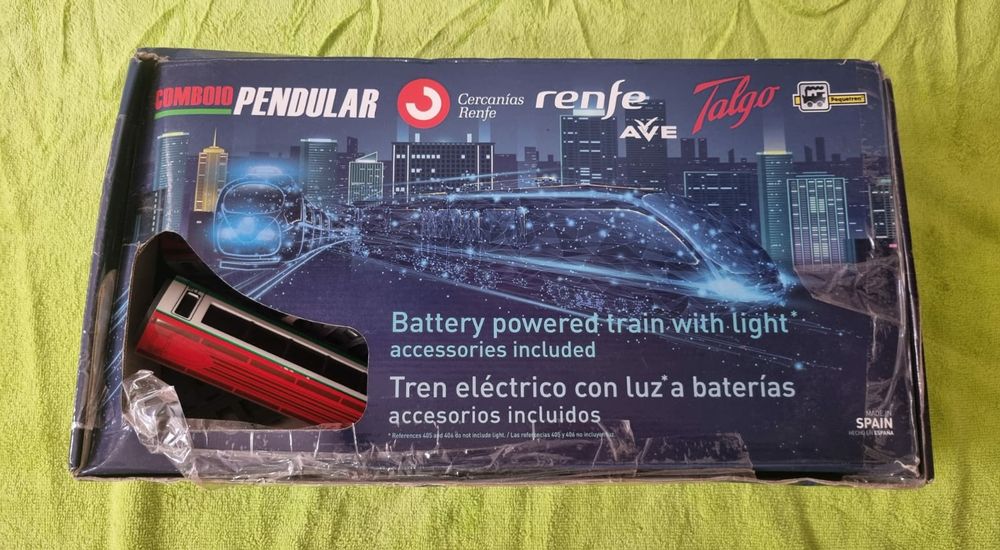 Pista de Comboios para peças não esta Completa