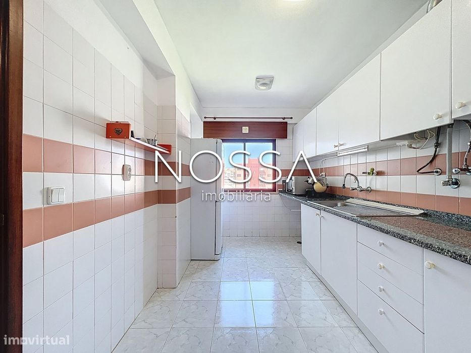 Apartamento T3 na Urb. Quinta das Serralheiras - Algueirão