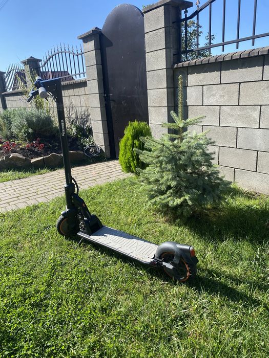 Електросамокат 5TH WHEEL Electric Scooter M2