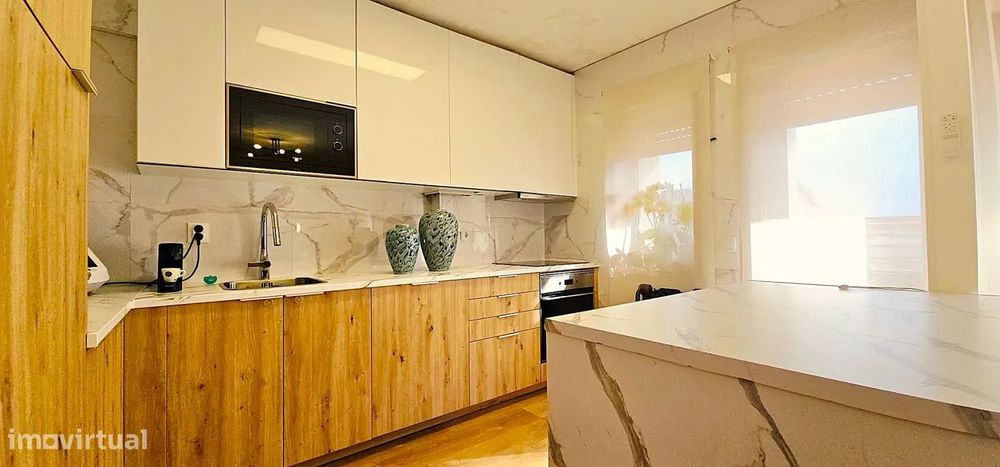 T2 Apartment in Vila do Conde – With Terrace – Next to the Metro