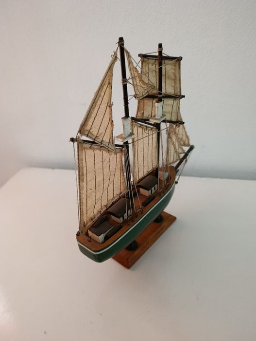 Barco artesanal decorativo