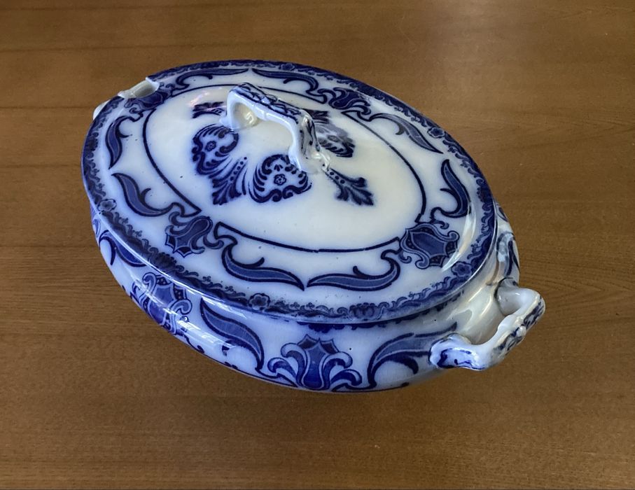 Terrina de Sacavém modelo raro