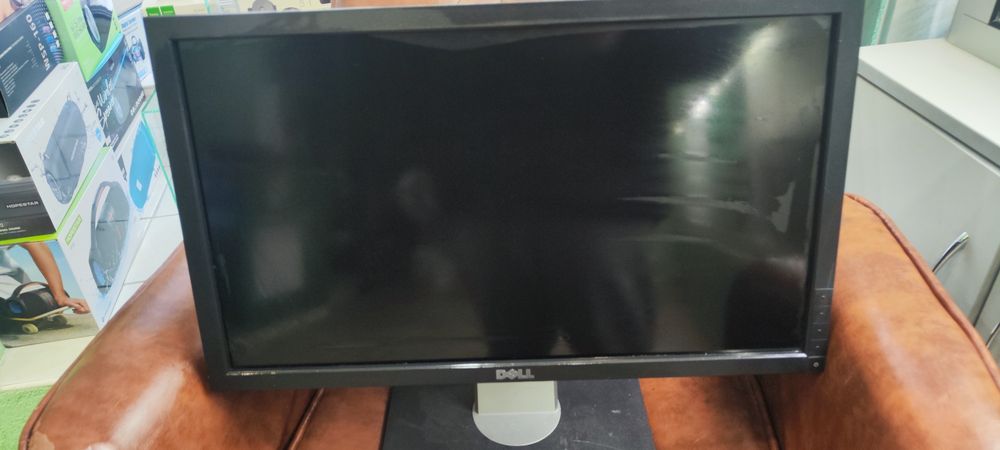 Монітор Dell u2311Hb