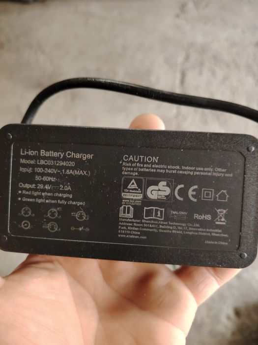 Ładowarka 24v nowa