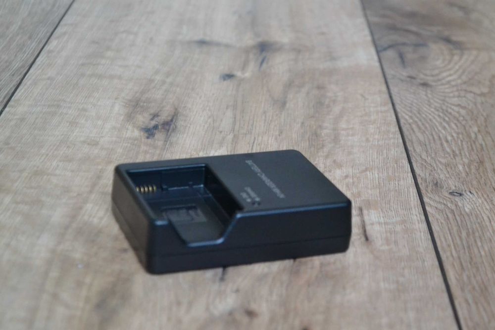 Ładowarka MH-24 do bateria EN-EL14 Nikon D3100 D5100 D3200 i innych