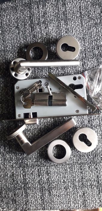 Zamek do drzwi kompletny