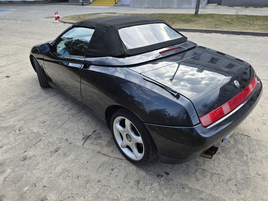 Alfa Romeo Spider 3.0 v6