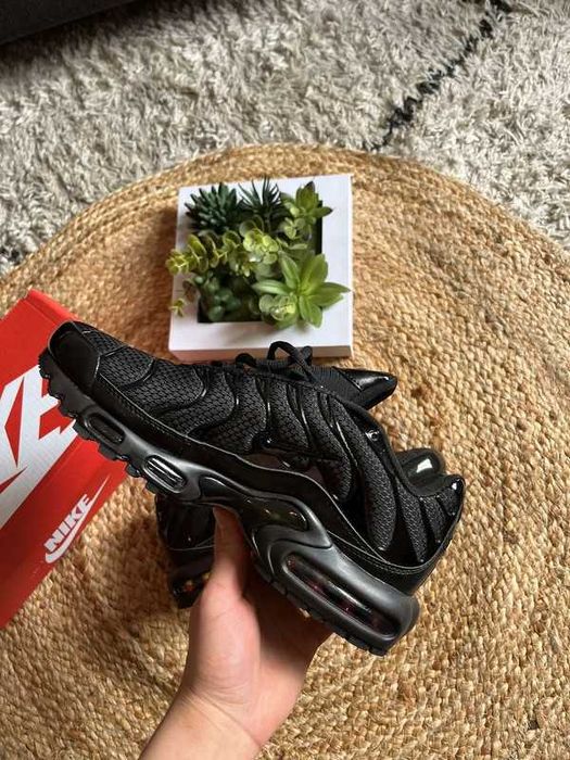 Nike_Air _Max_TN_Plus_Black_ Rozmiar.43