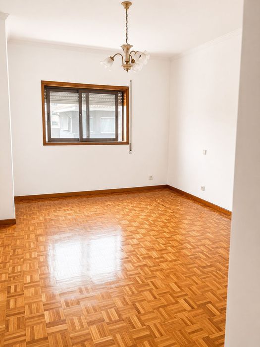 Apartamento T3 com 143m²