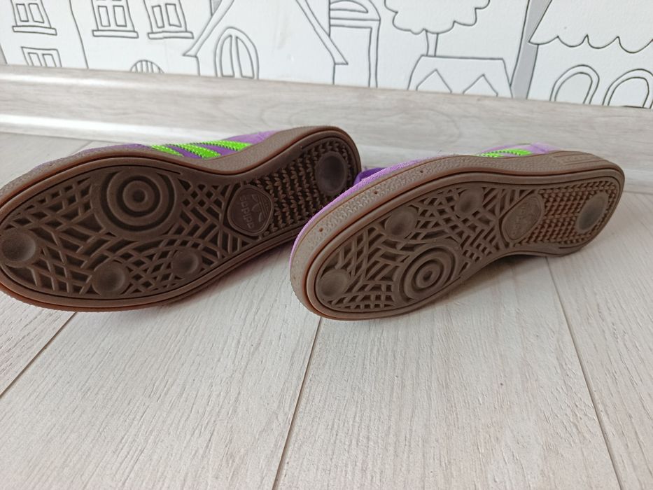 Adidas Handball Spezial JS0251 и розмір 37⅓ (23 см)
