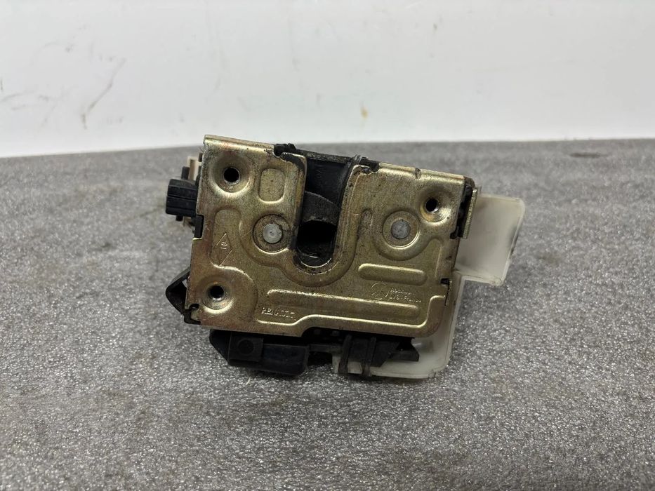 Fechadura / fecho porta frente direito RENAULT Megane I (BA0/1_)