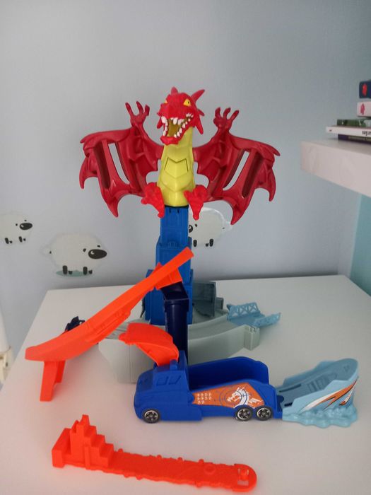 Pista Dragao Hot whells