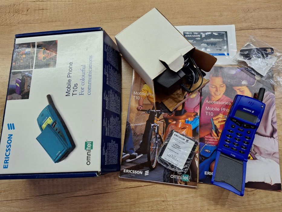 EricssonT10s , новый , в плёнке