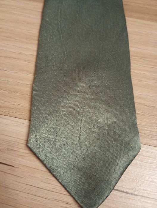 Ciemno zielony krawat