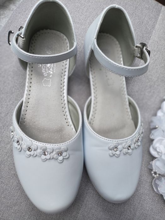 Alba do komuni dla dziewczynki