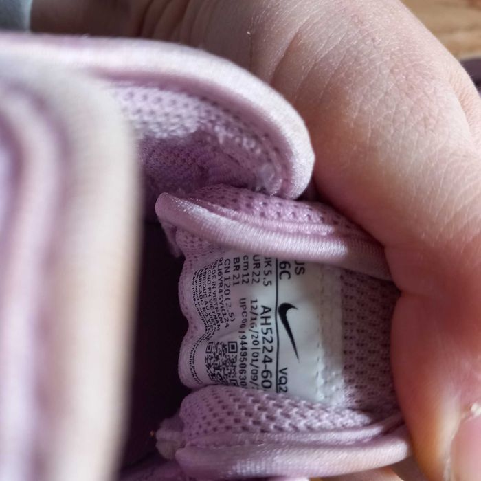 Air Nike  buciki dla dziewczynki 22