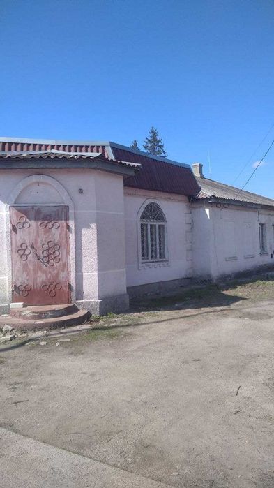 Нежитлове приміщення у центрі