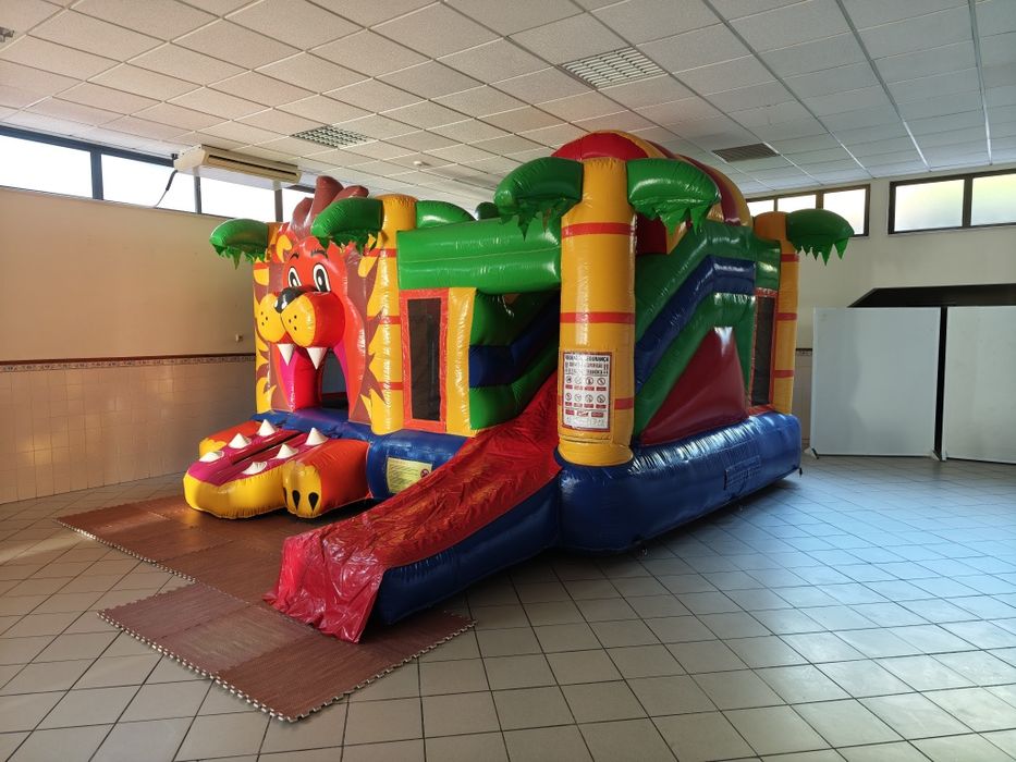 Aluguer de insufláveis