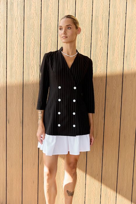 костюм , плаття піджак в смужку