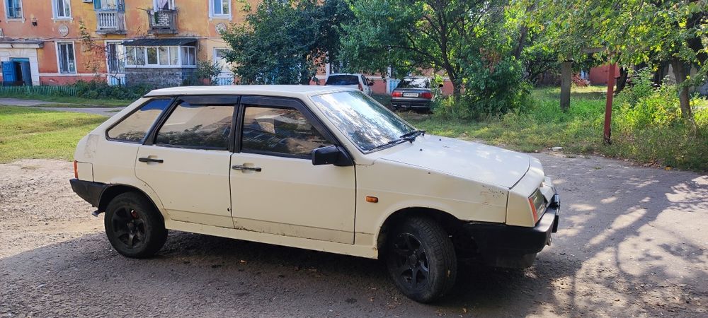 Продам автомобиль ВАЗ-2109