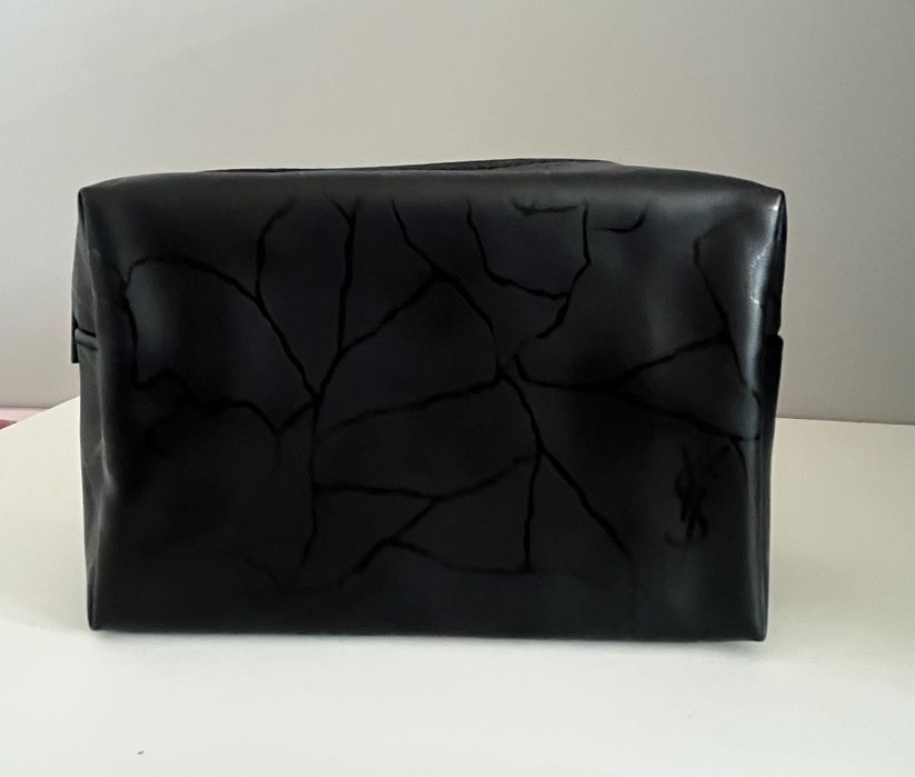 Kosmetyczka męska od YSL