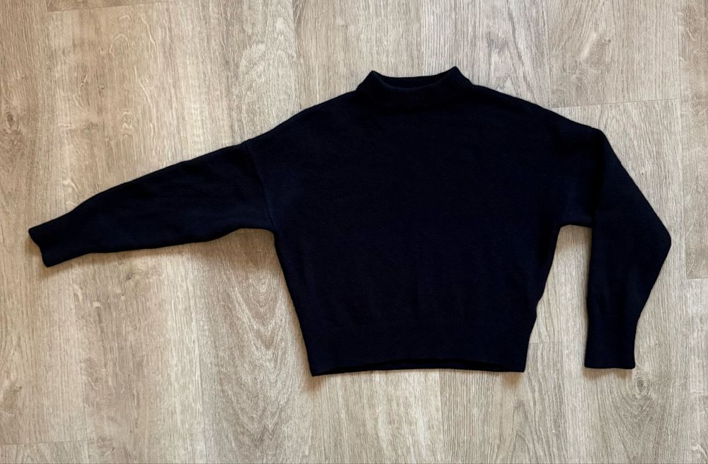Sweter Uniqlo czarny