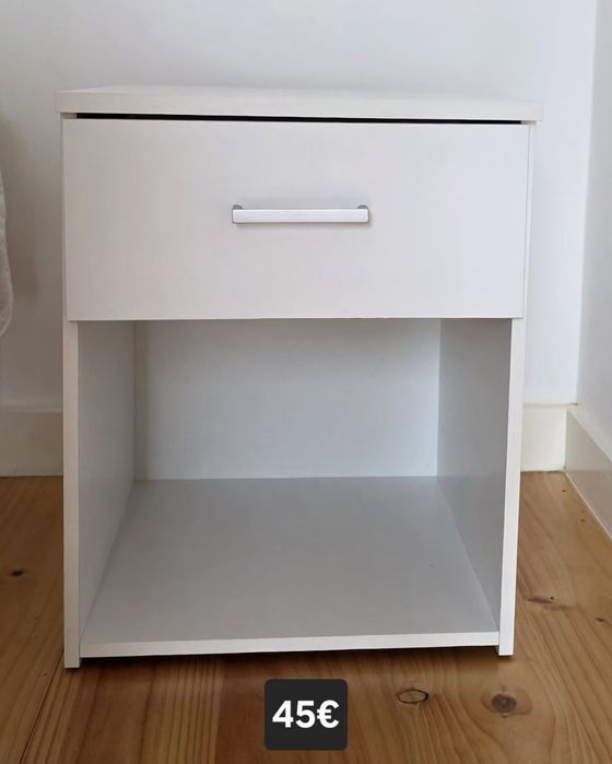Mesa de Cabeceira Branca