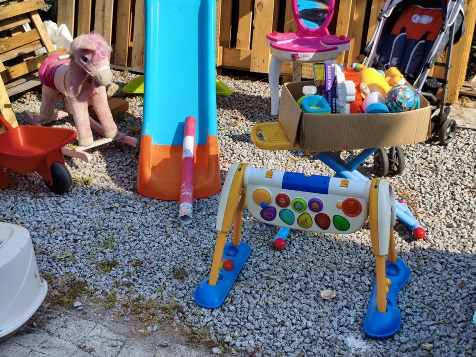 Brinquedos escorrega bicicleta varios