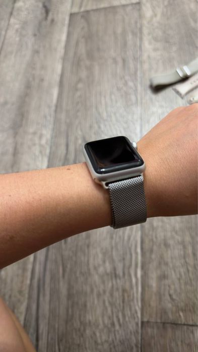 Apple Watch Series 3, 38 мм
